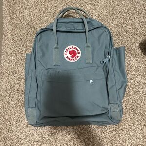 NWT Fjallräven Kånken bag